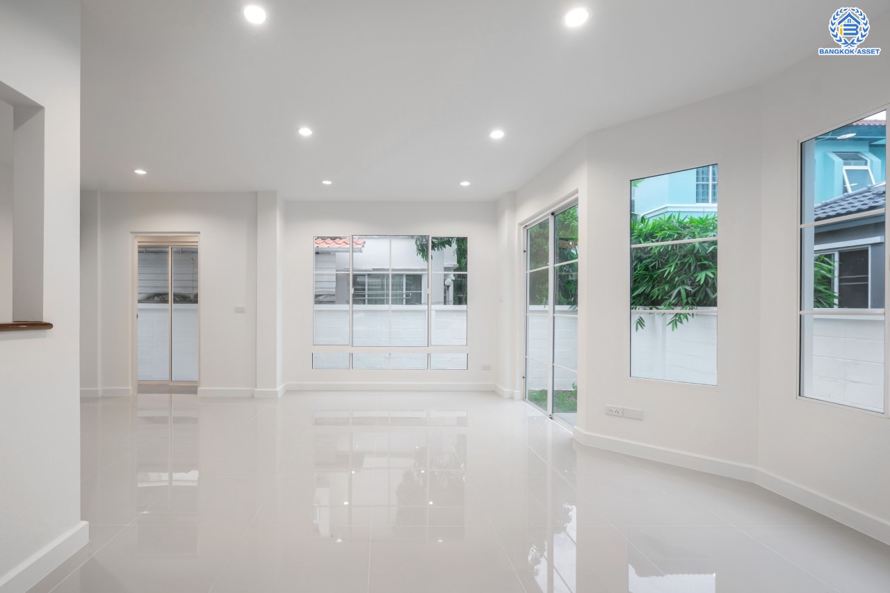 บ้านมือสองตกแต่งใหม่ ม.ชลลดา วัดลาดปลาดุก คุณภาพระดับ L&H บนเนื้อที่ 52.2 ตร.ว. ฟังก์ชัน 3 ห้องนอน 2 ห้องน้ำ 3 ที่จอดรถ บนทำเลศักยภาพ เพียง 15 นาทีถึง เซ็นทรัลเวสท์เกต ใกล้รถไฟฟ้าสายสีม่วง "สถานีคลองบางไผ่"...